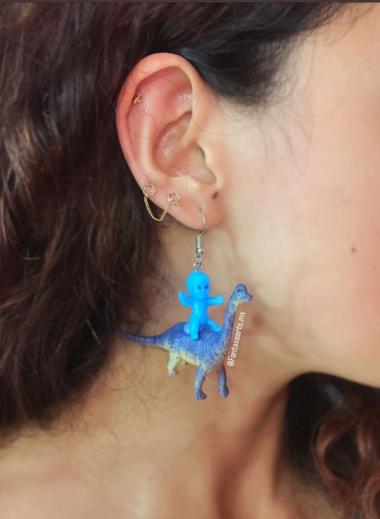BEBÉS EN DINOSAURIOS